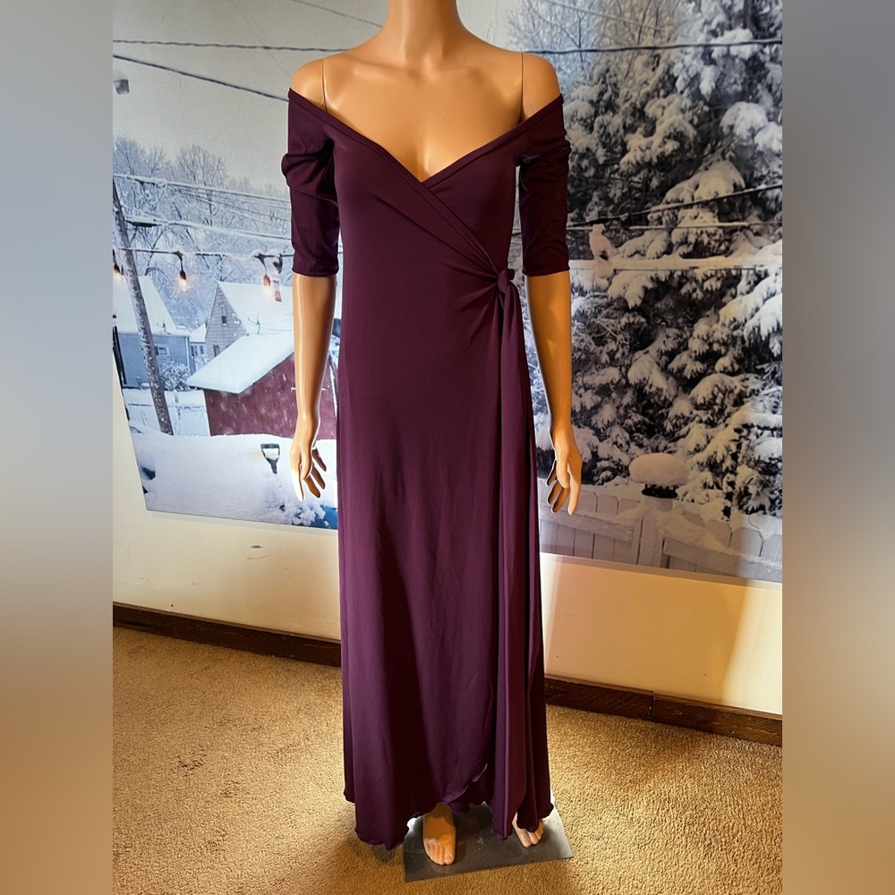 NILSA RAMIREZ V-Neck wrap luxe Knit A-line dress.